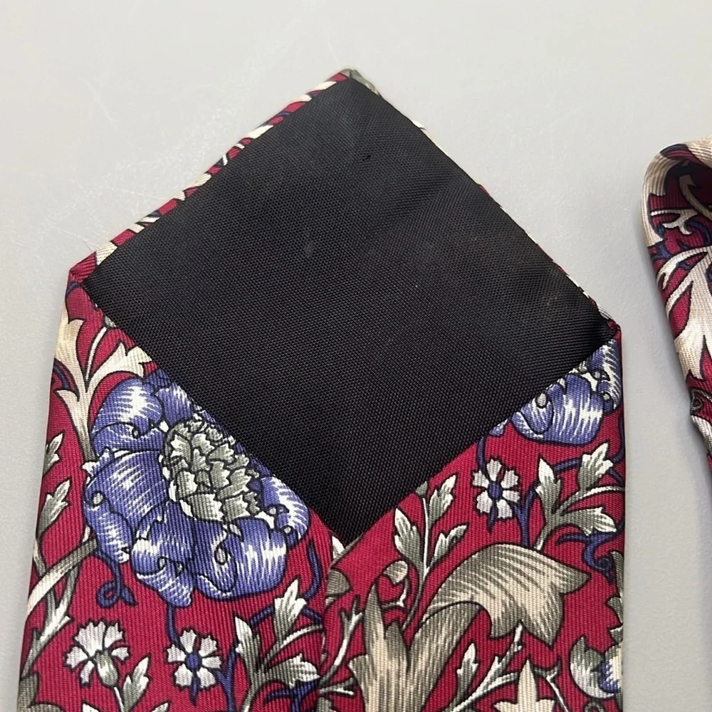 Oscar de la Renta Red Floral Tie